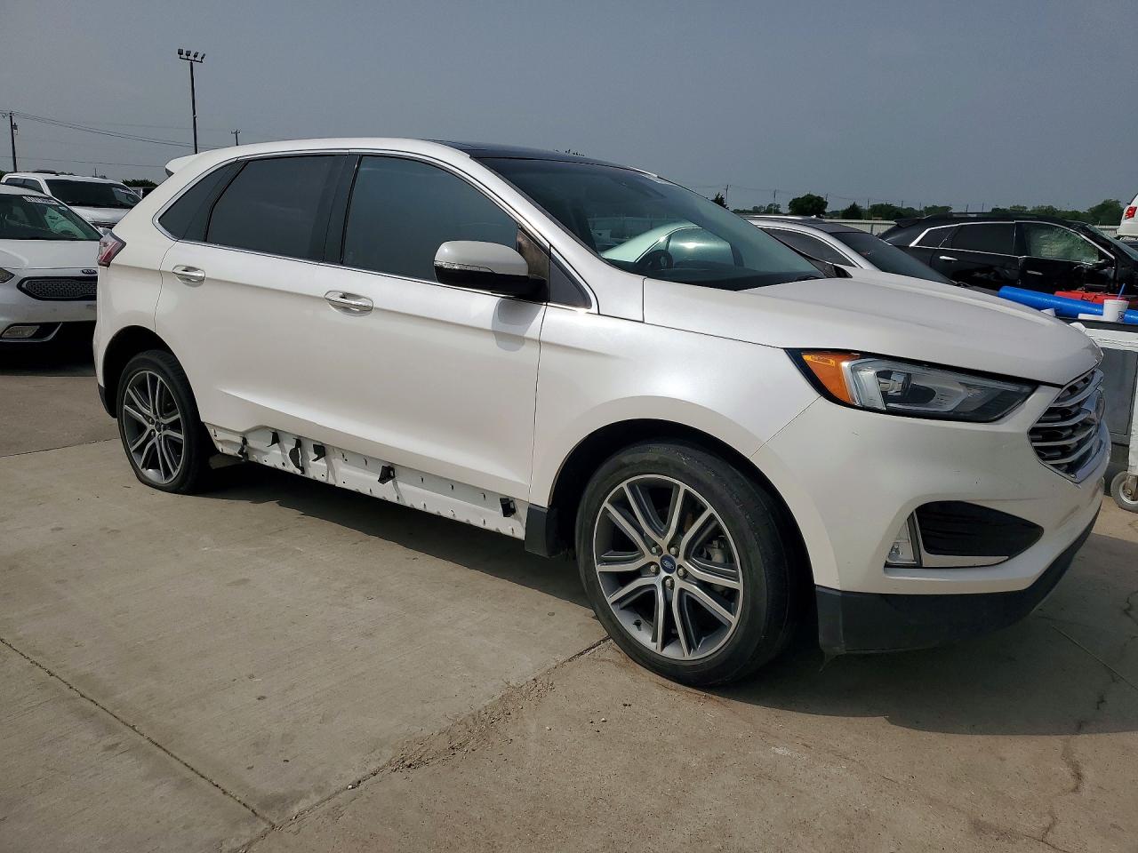 Ford Edge Titanium
