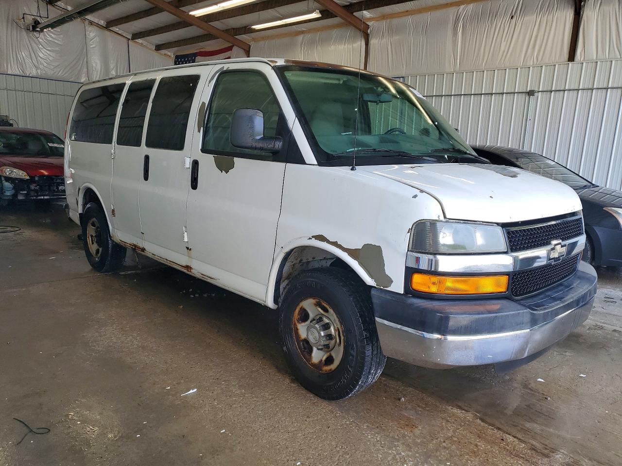 Chevrolet Express Lt