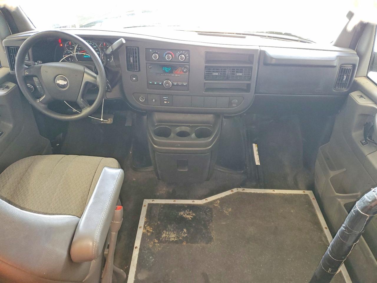 Chevrolet Express Lt