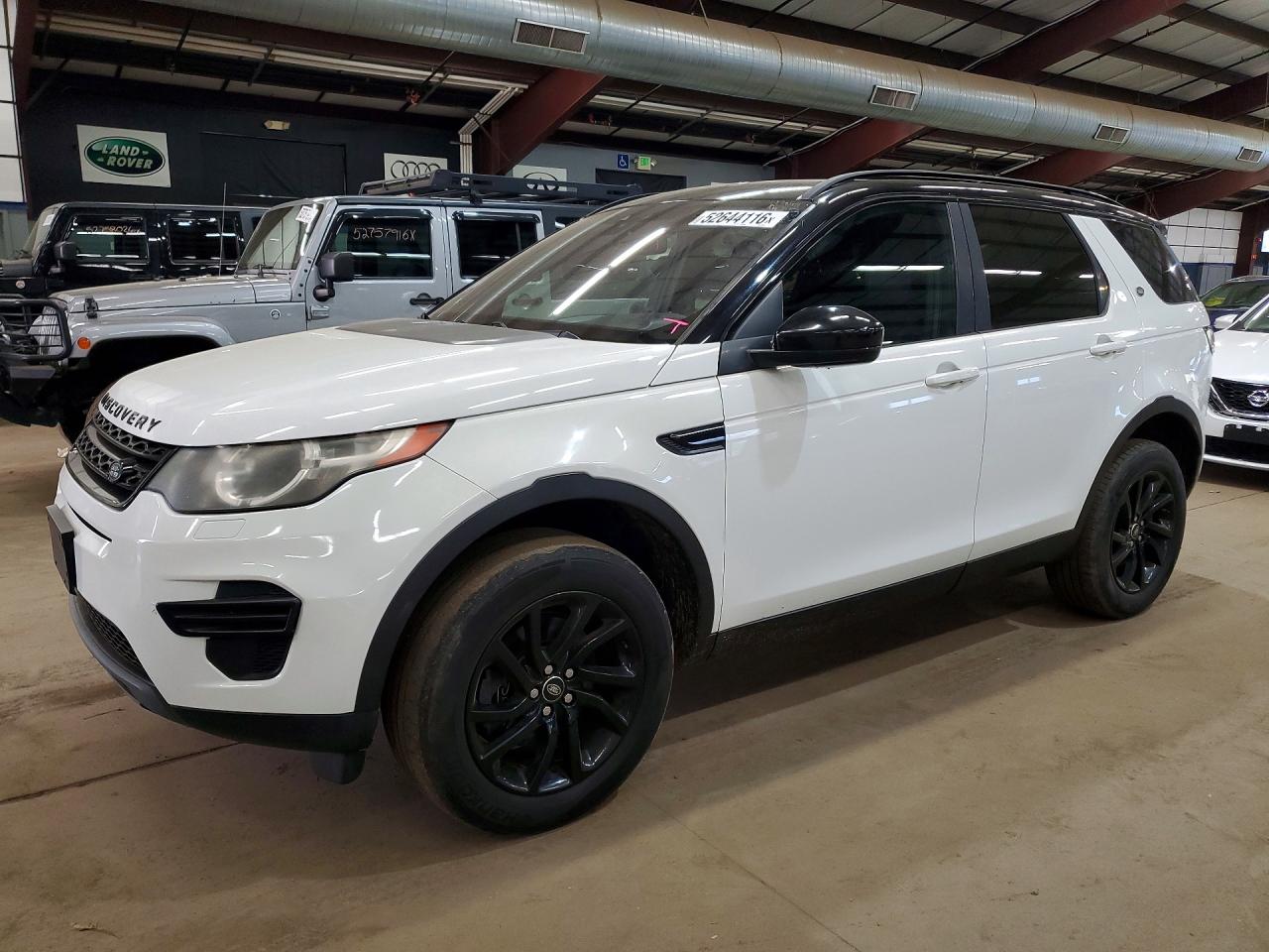 Salvage Land Rover Discovery Image