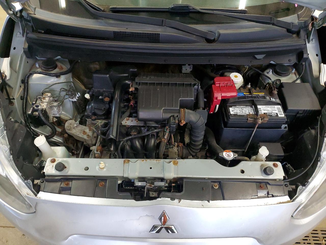 Mitsubishi Mirage Es