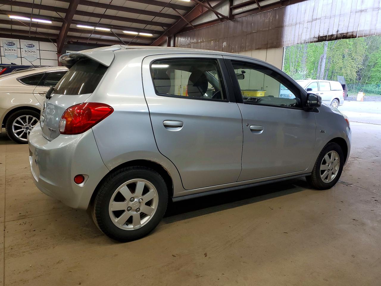 Mitsubishi Mirage Es