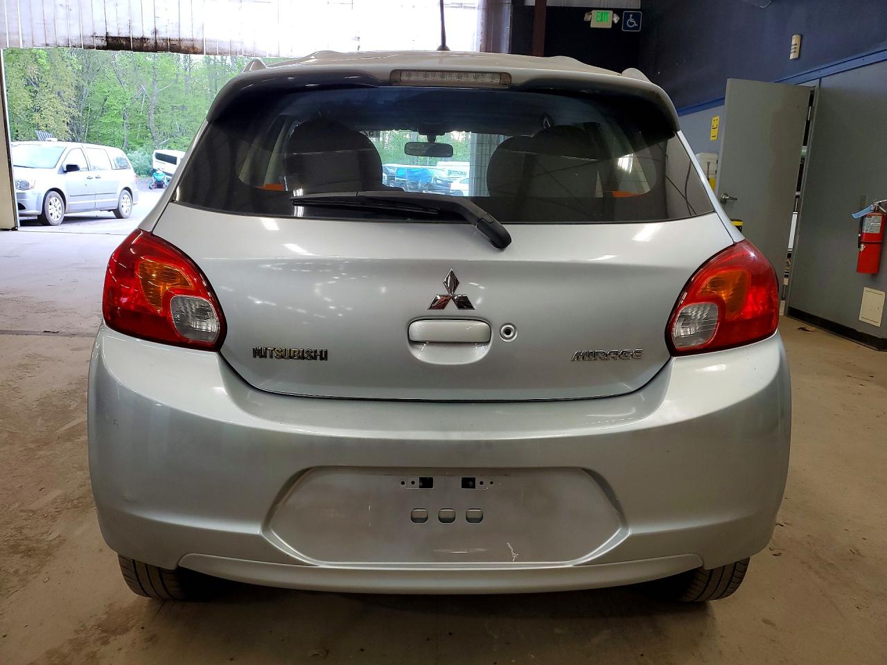 Mitsubishi Mirage Es