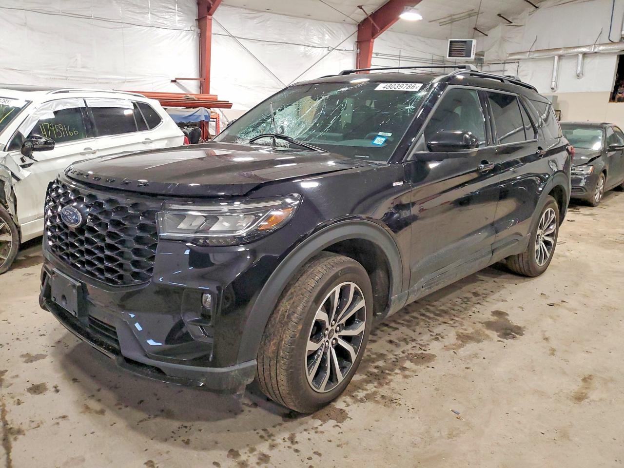 Salvage Ford Explorer Image