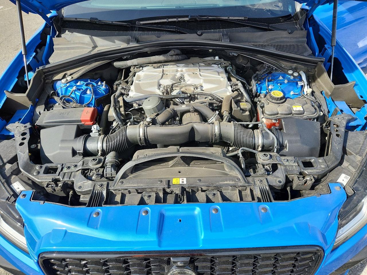 Jaguar F-PACE Svr