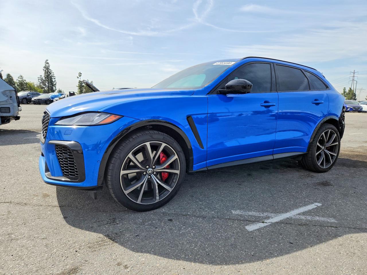 Salvage Jaguar F-PACE Image
