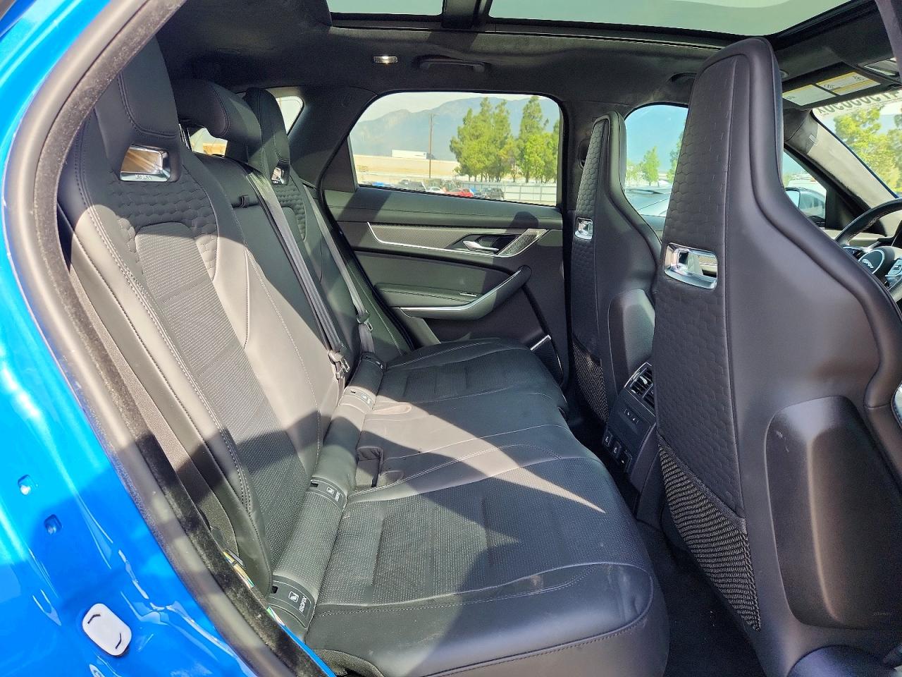 Jaguar F-PACE Svr