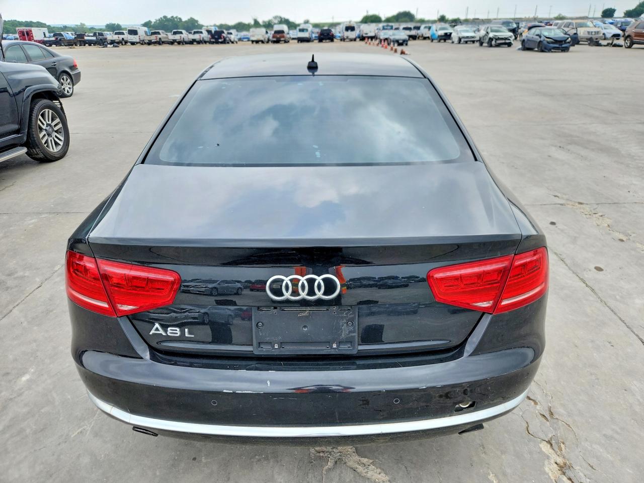 Audi A8 L Quattro
