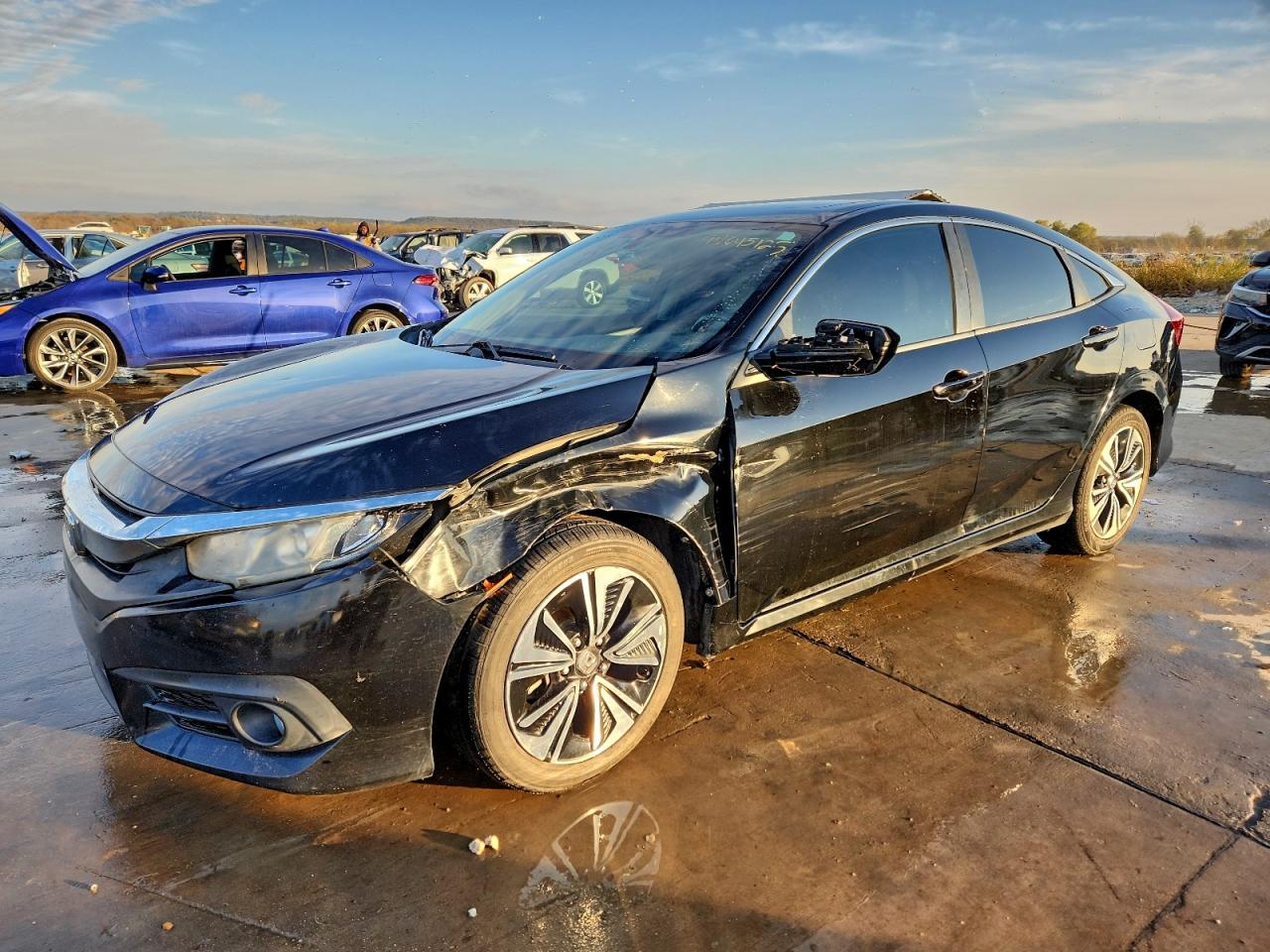 Salvage Honda Civic Image