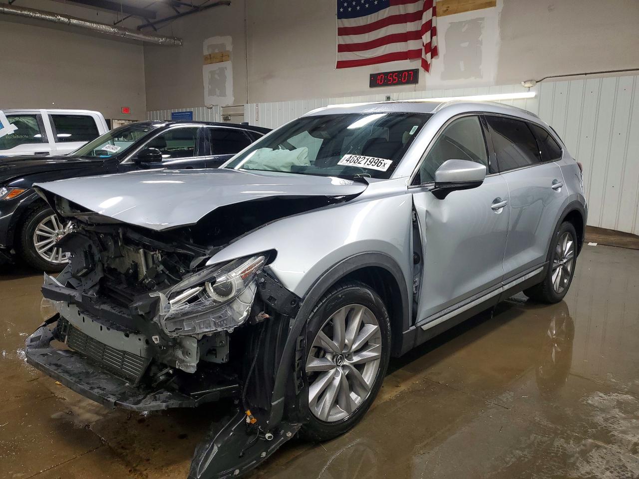 Salvage Mazda Cx Image