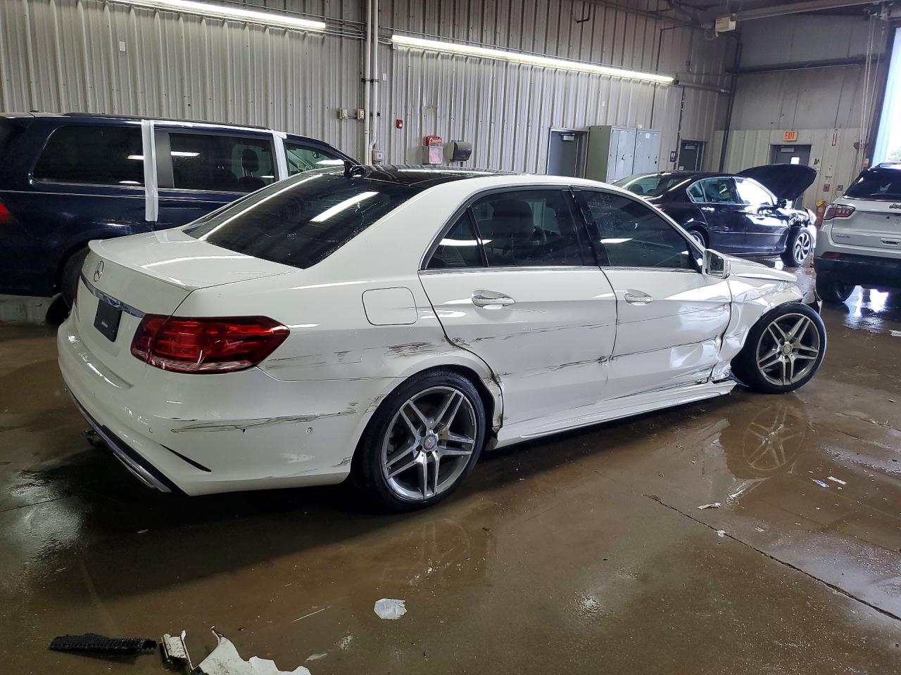 Mercedes-Benz E-Class 350