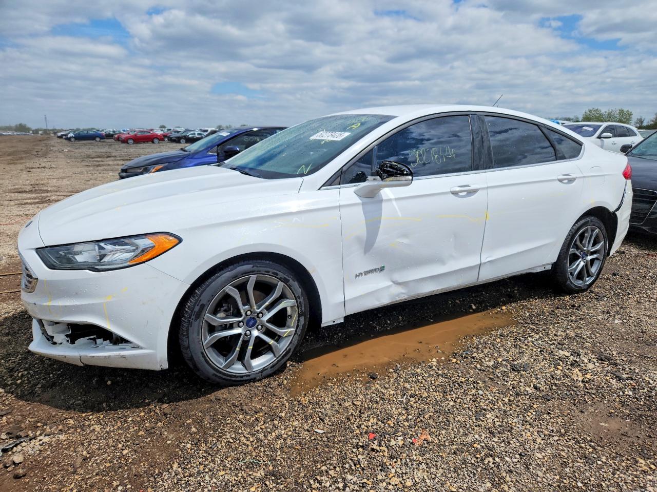 Salvage Ford Fusion Image