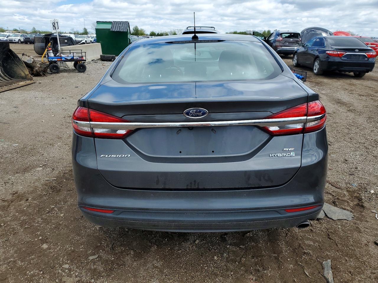 Ford Fusion Se Hybrid