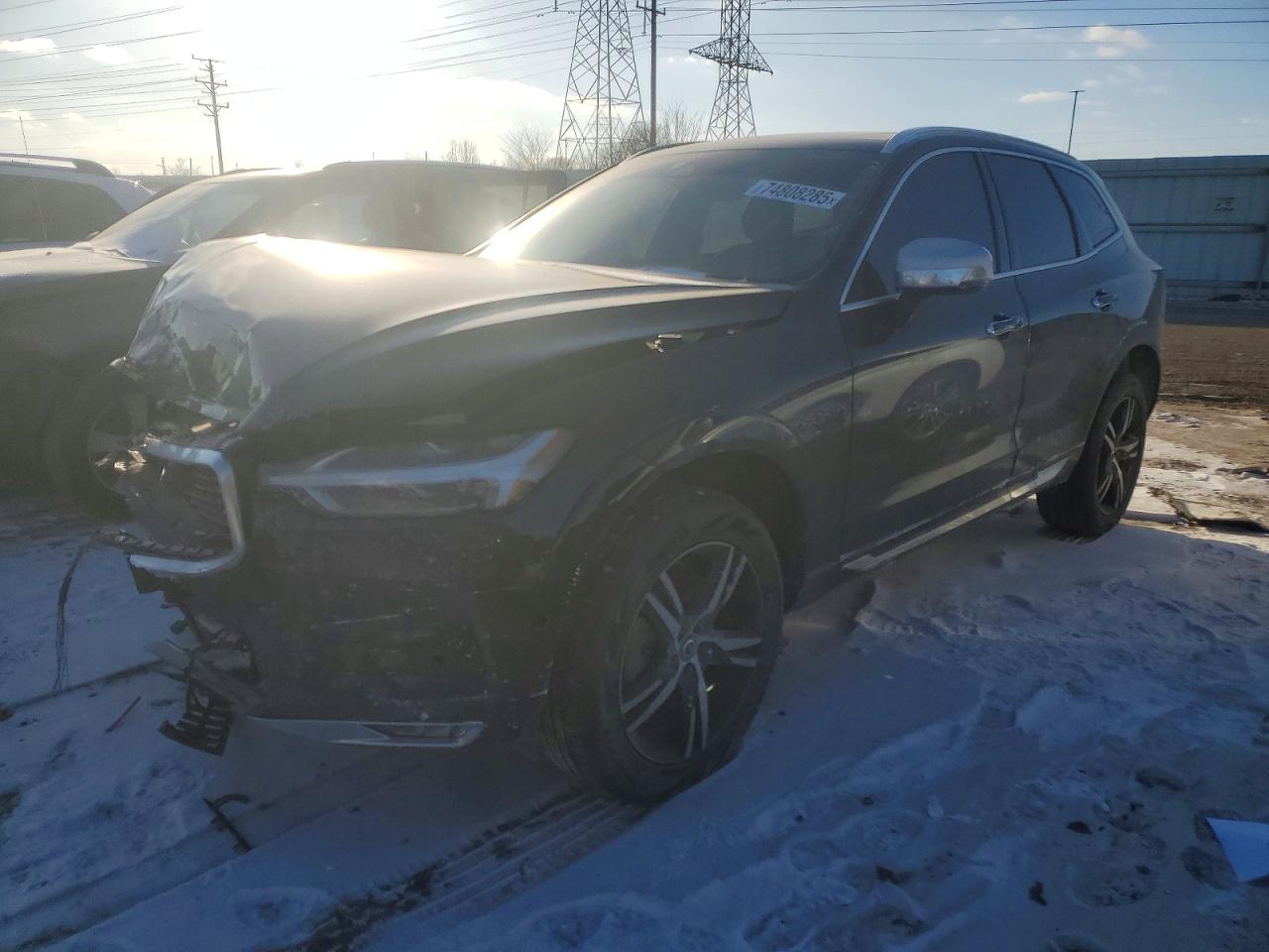 Salvage Volvo XC60 Image