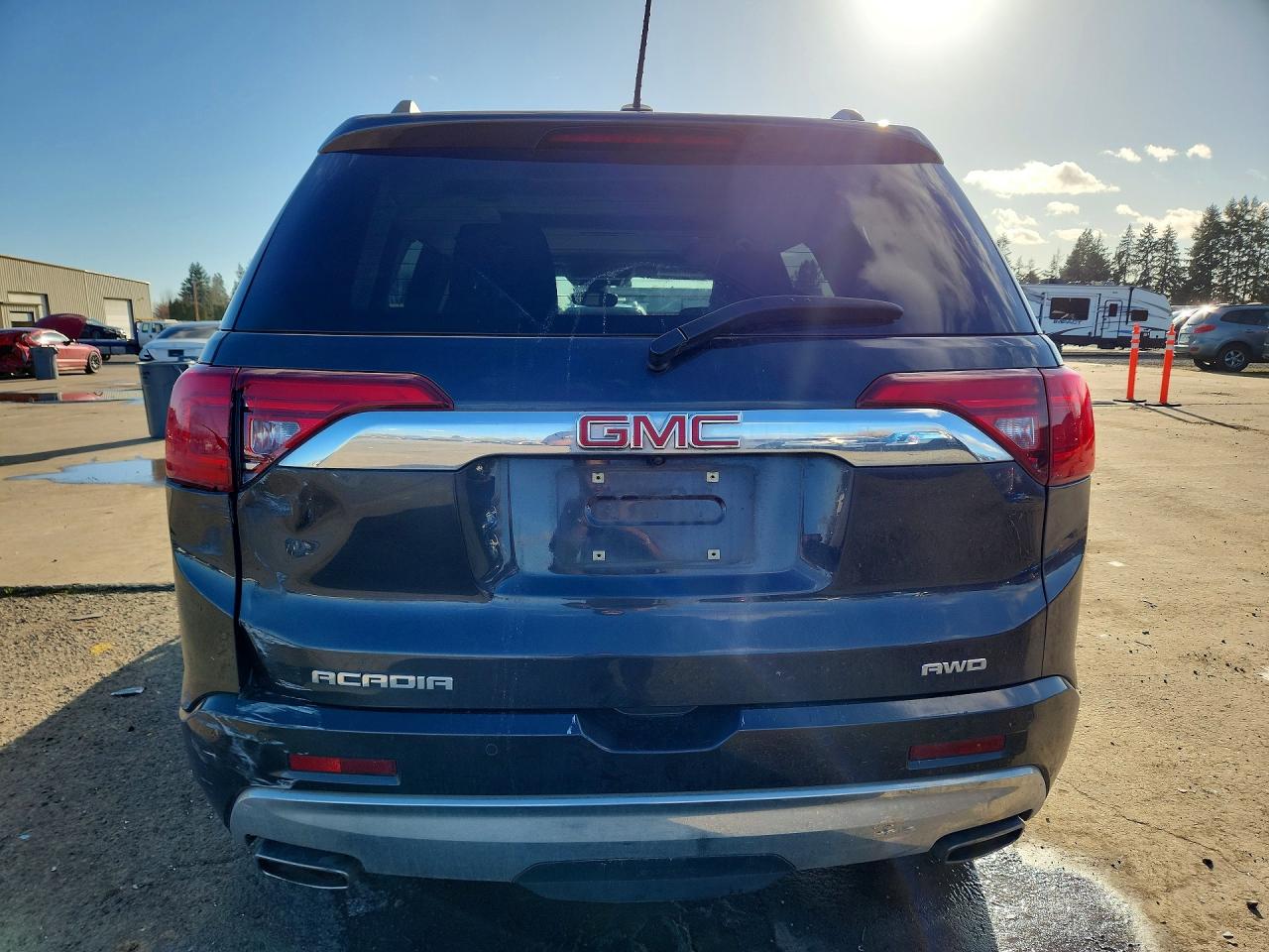 GMC Acadia Denali