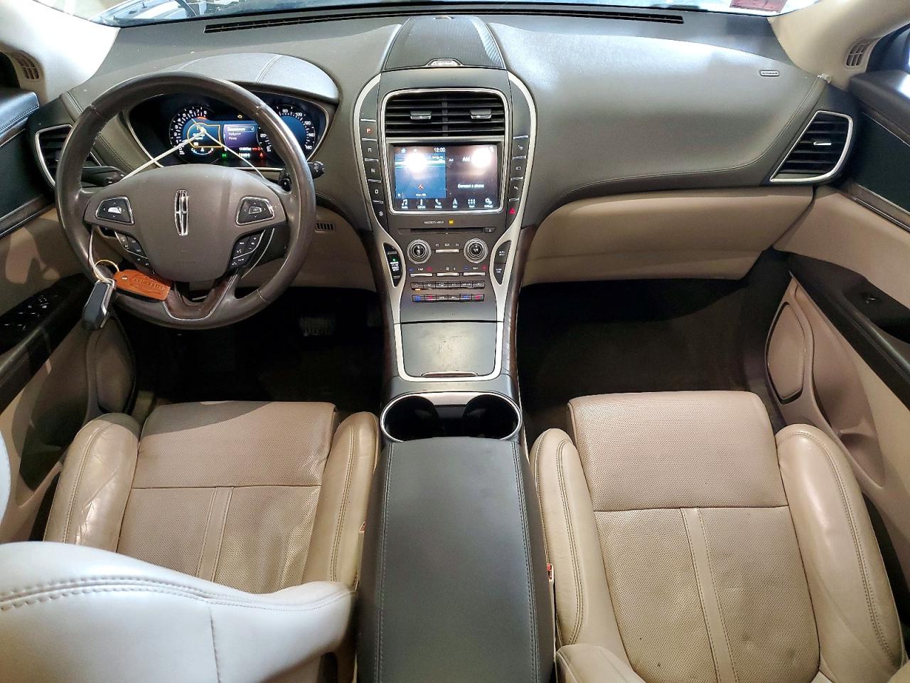 Lincoln MKX Reserve