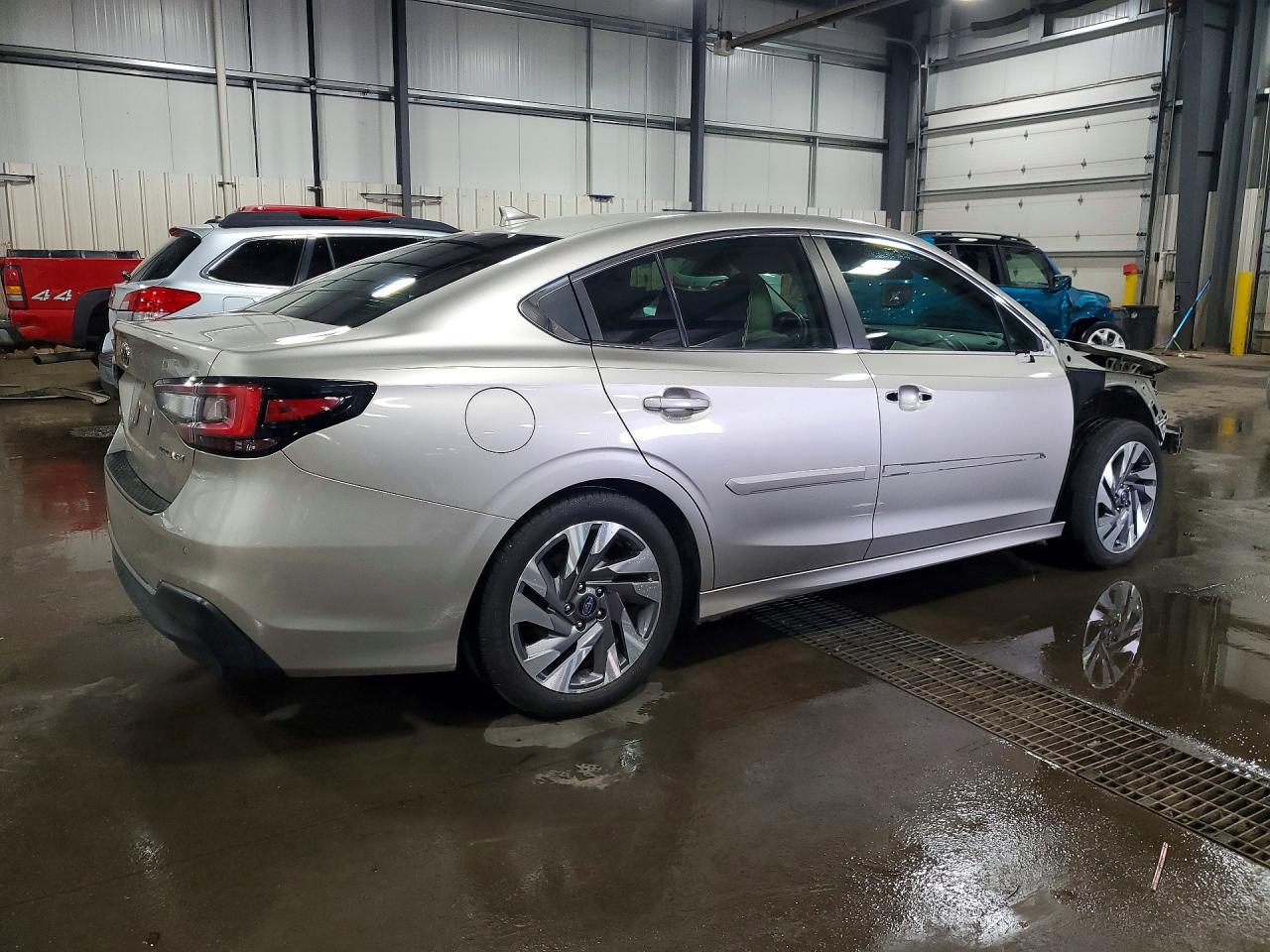 Subaru Legacy Limited
