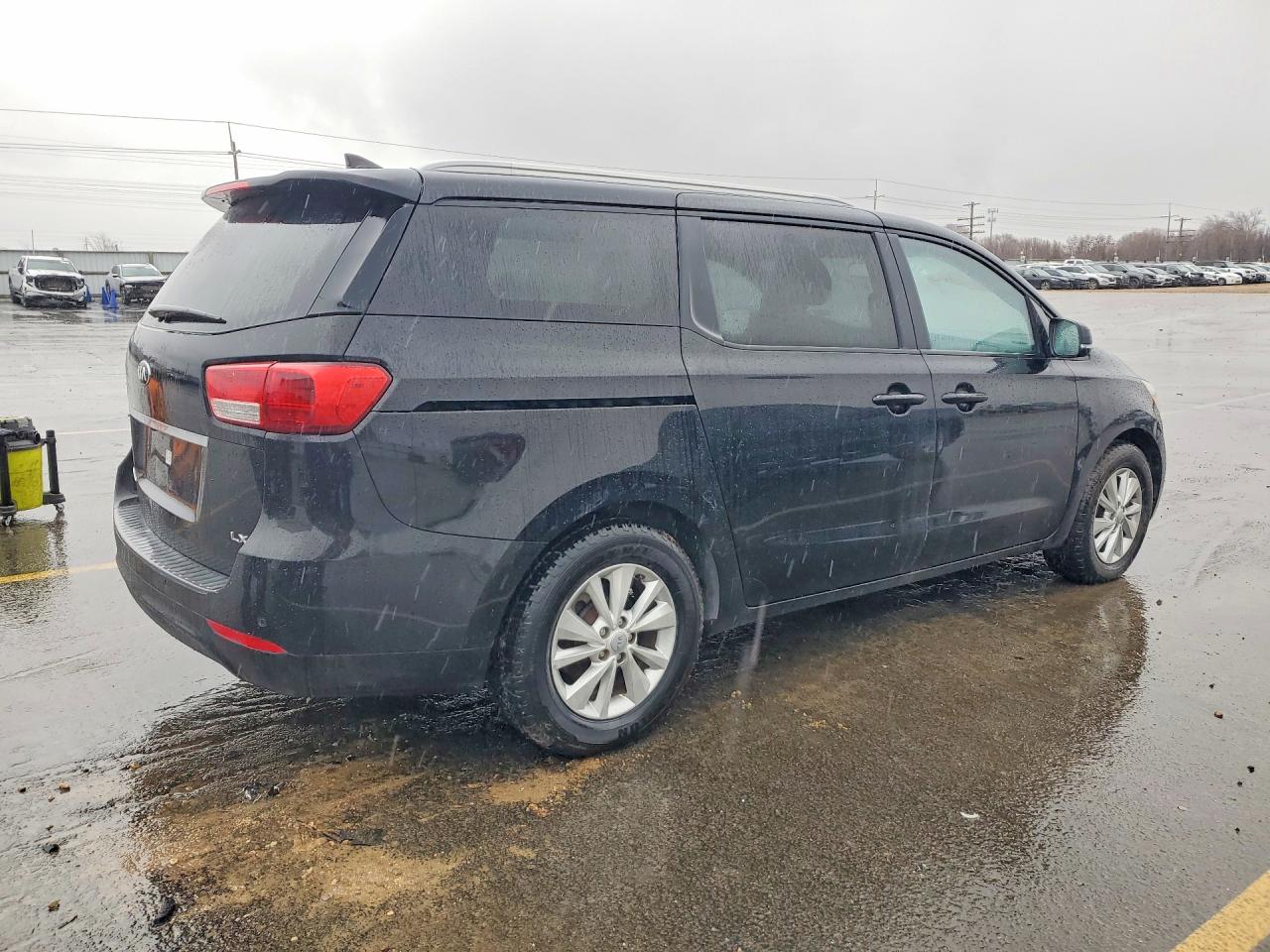Kia Sedona Lx