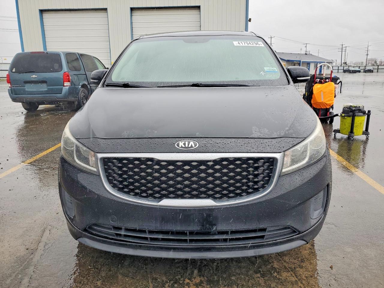 Kia Sedona Lx