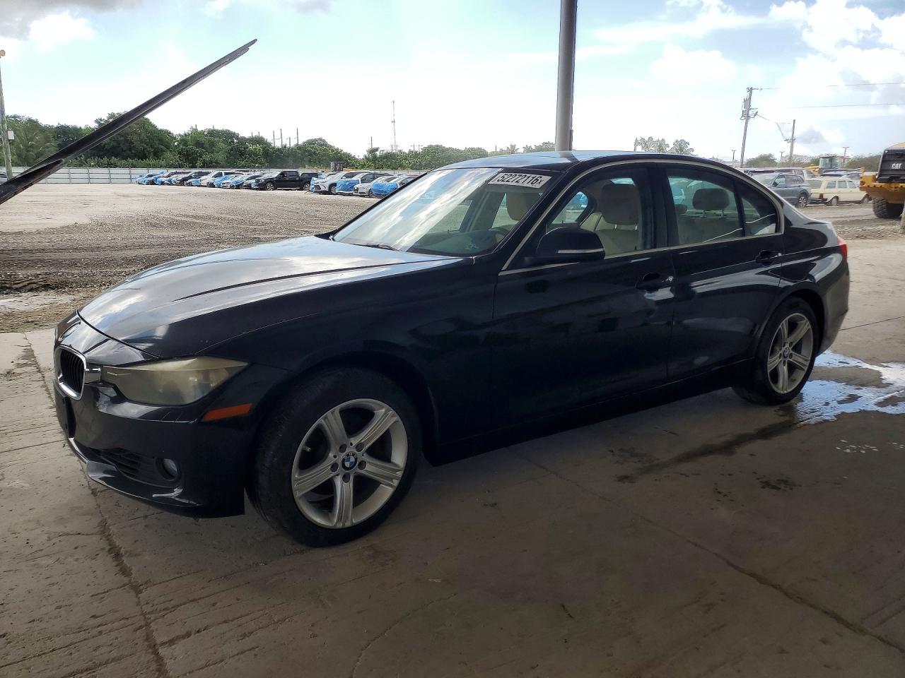 Salvage BMW 3 Series Image