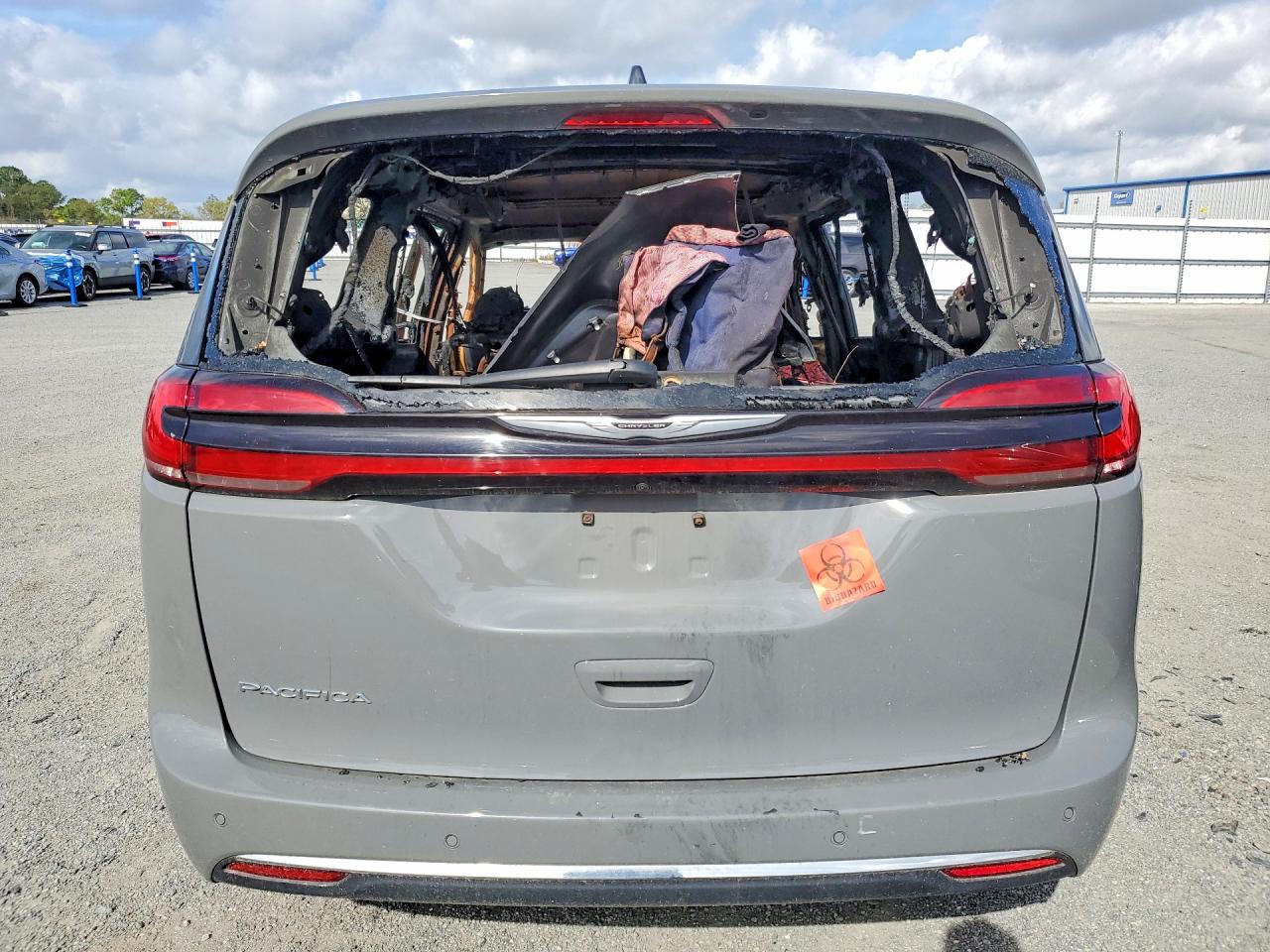 Chrysler Pacifica Select