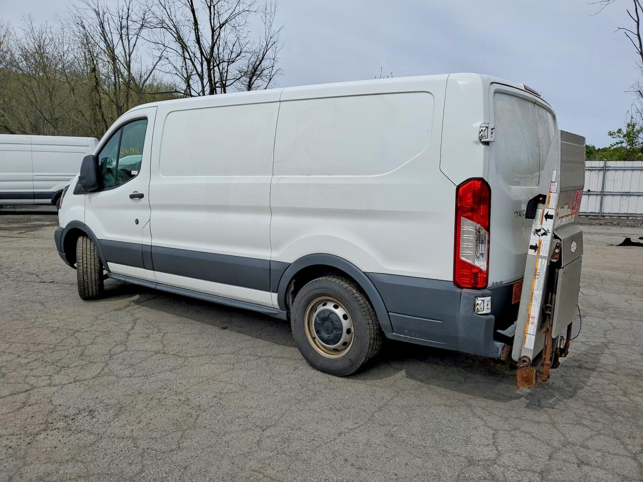 Ford Transit T-150