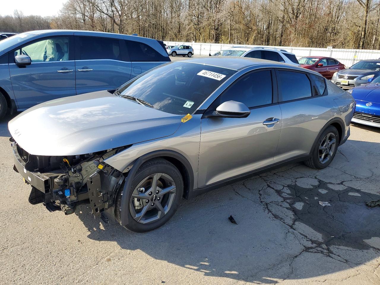 Salvage Kia K4 Lxs Image