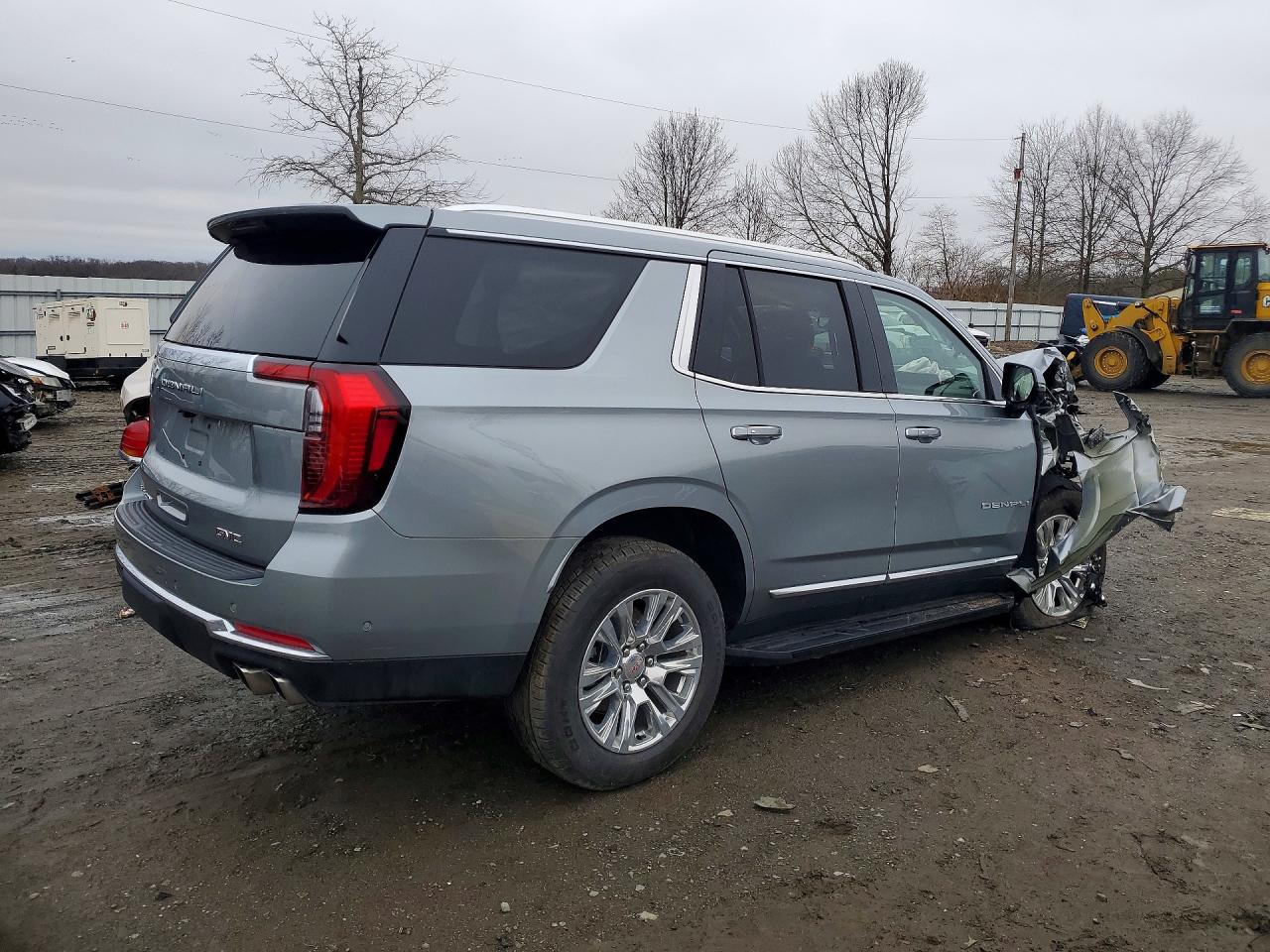 GMC Yukon Denali Hybrid
