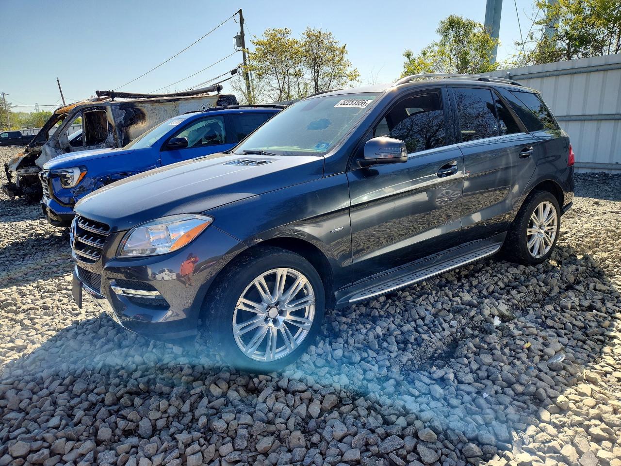 Salvage Mercedes-Benz M-Class Image