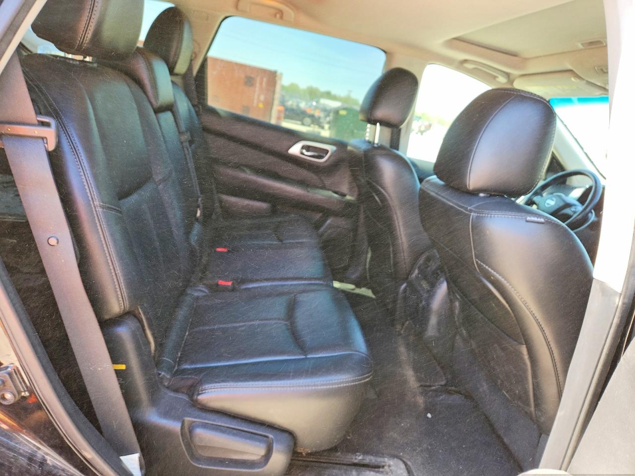 Nissan Pathfinder Sl