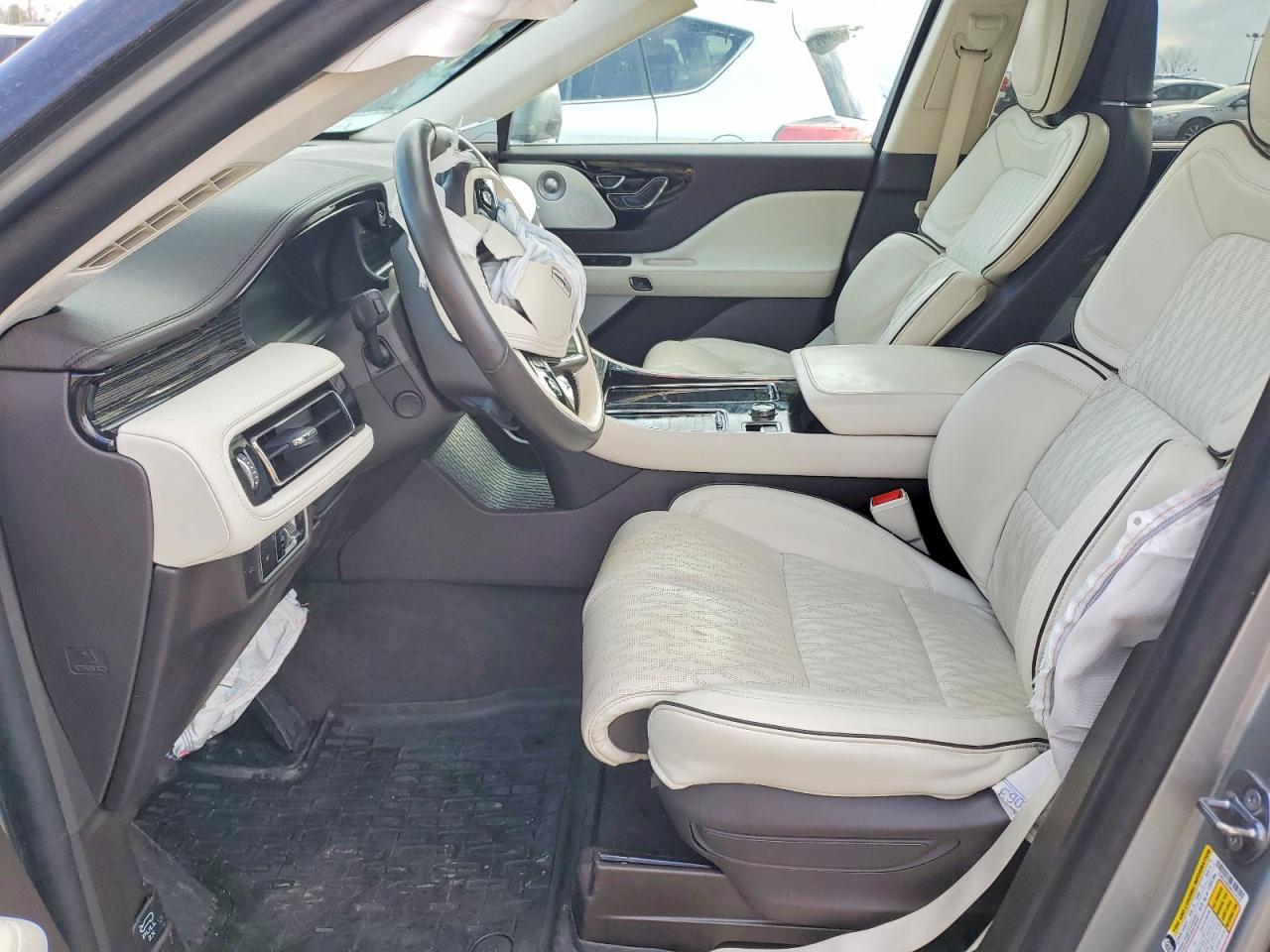 Lincoln Aviator Black Label