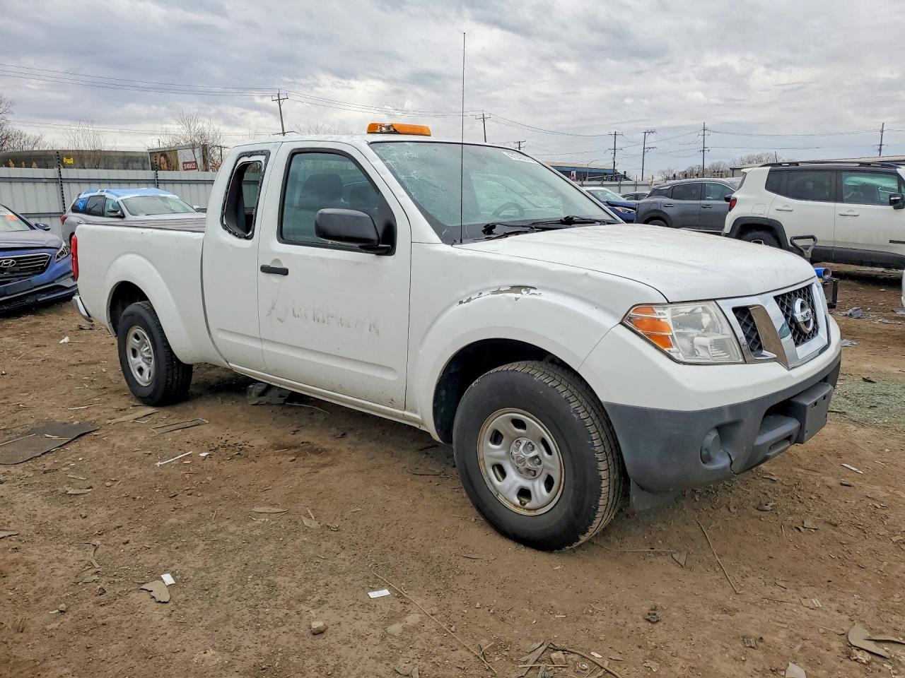 Nissan Frontier S