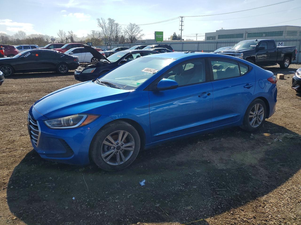 Salvage Hyundai ELANTRA Image