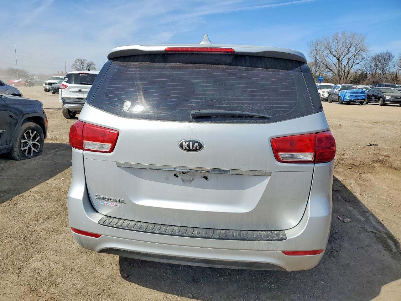 Kia Sedona L