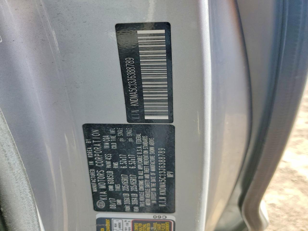 Kia Sedona L