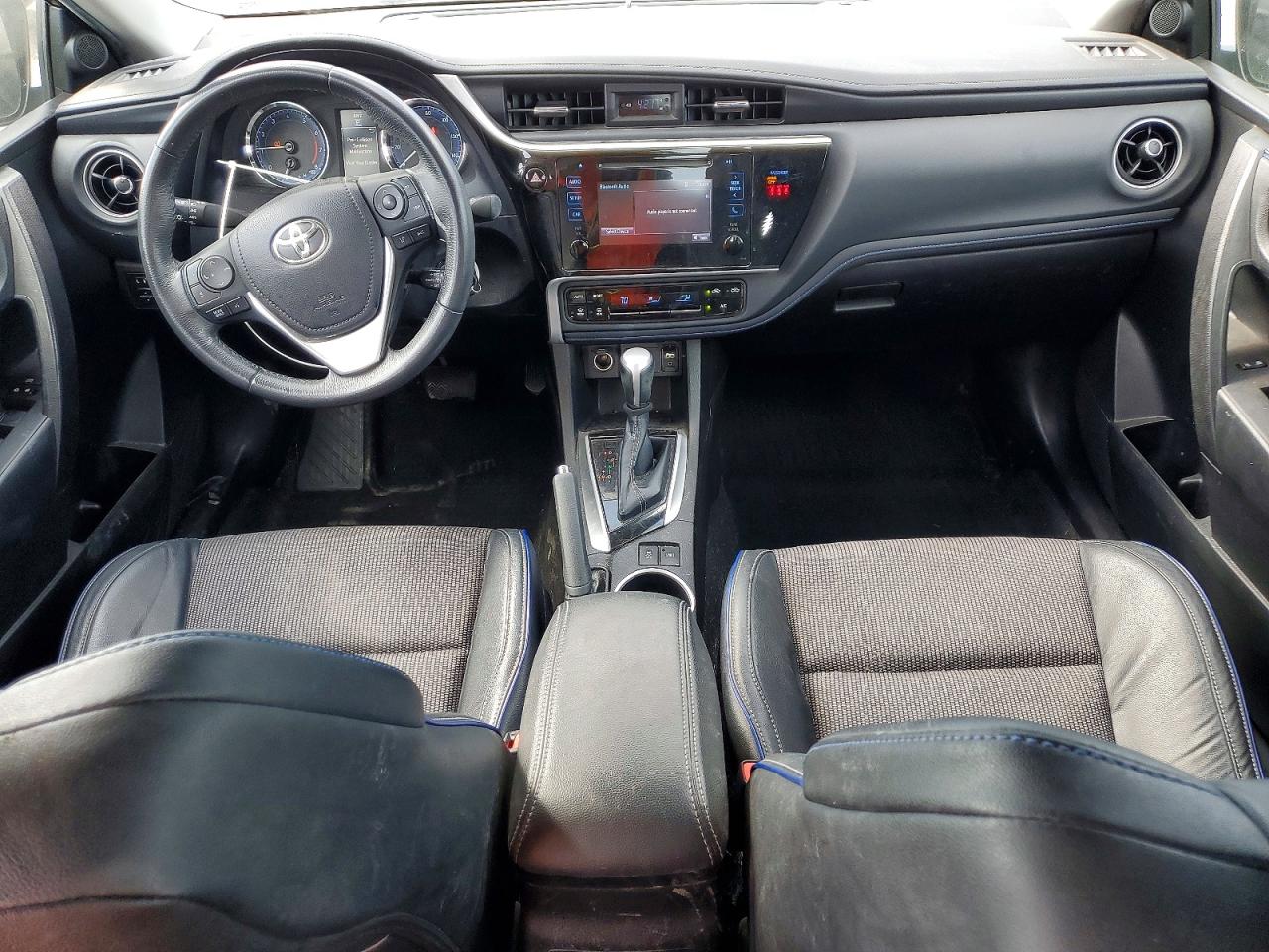 Toyota Corolla Se