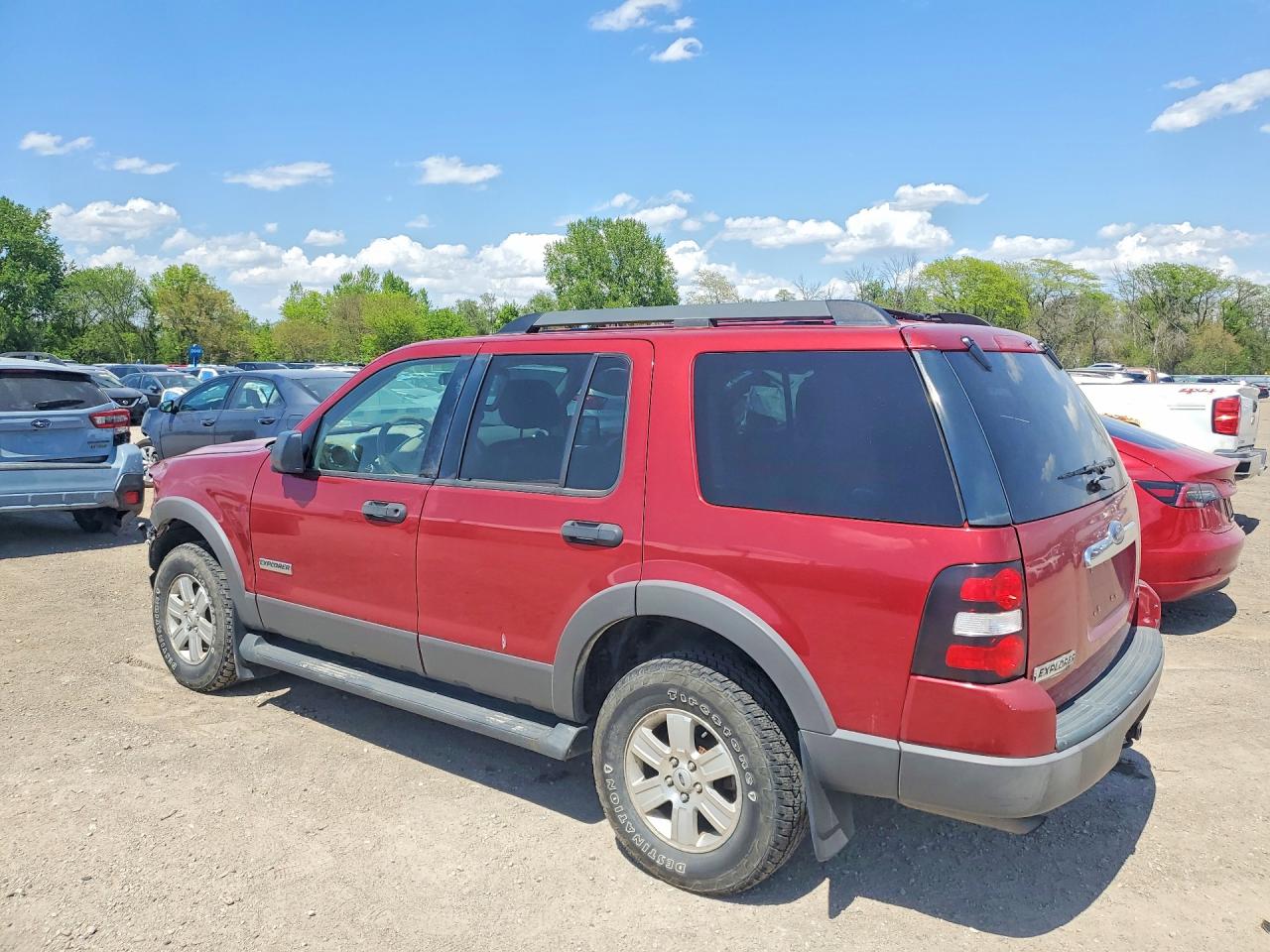 Ford Explorer Xlt