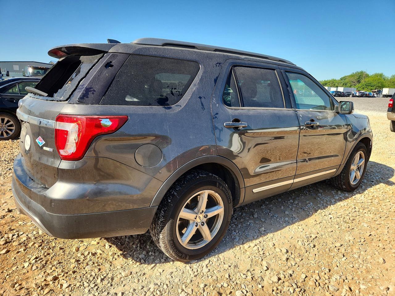 Ford Explorer Xlt