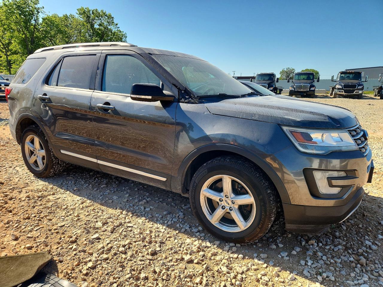 Ford Explorer Xlt