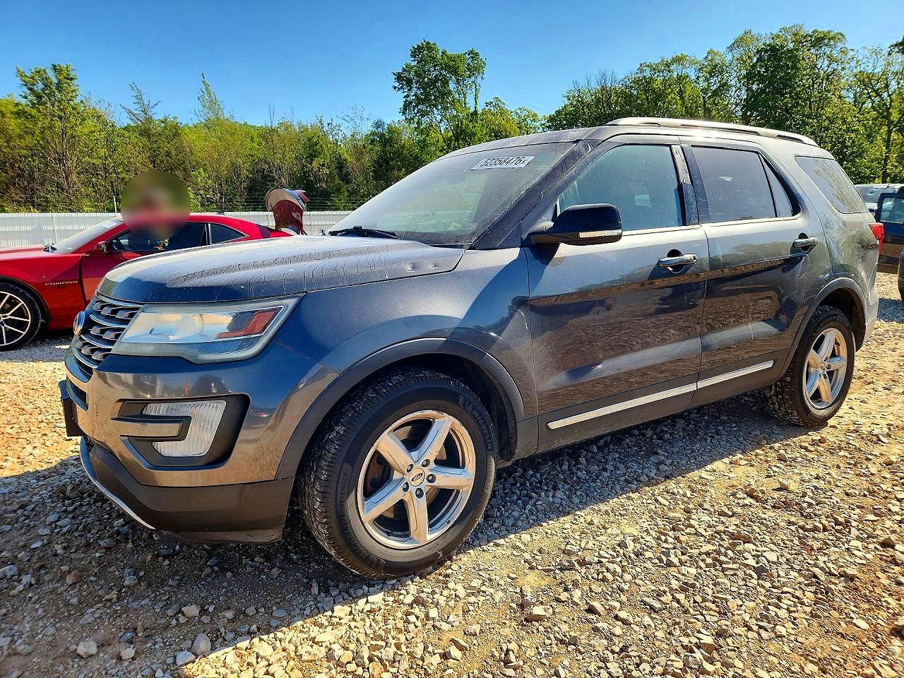 Salvage Ford Explorer Image