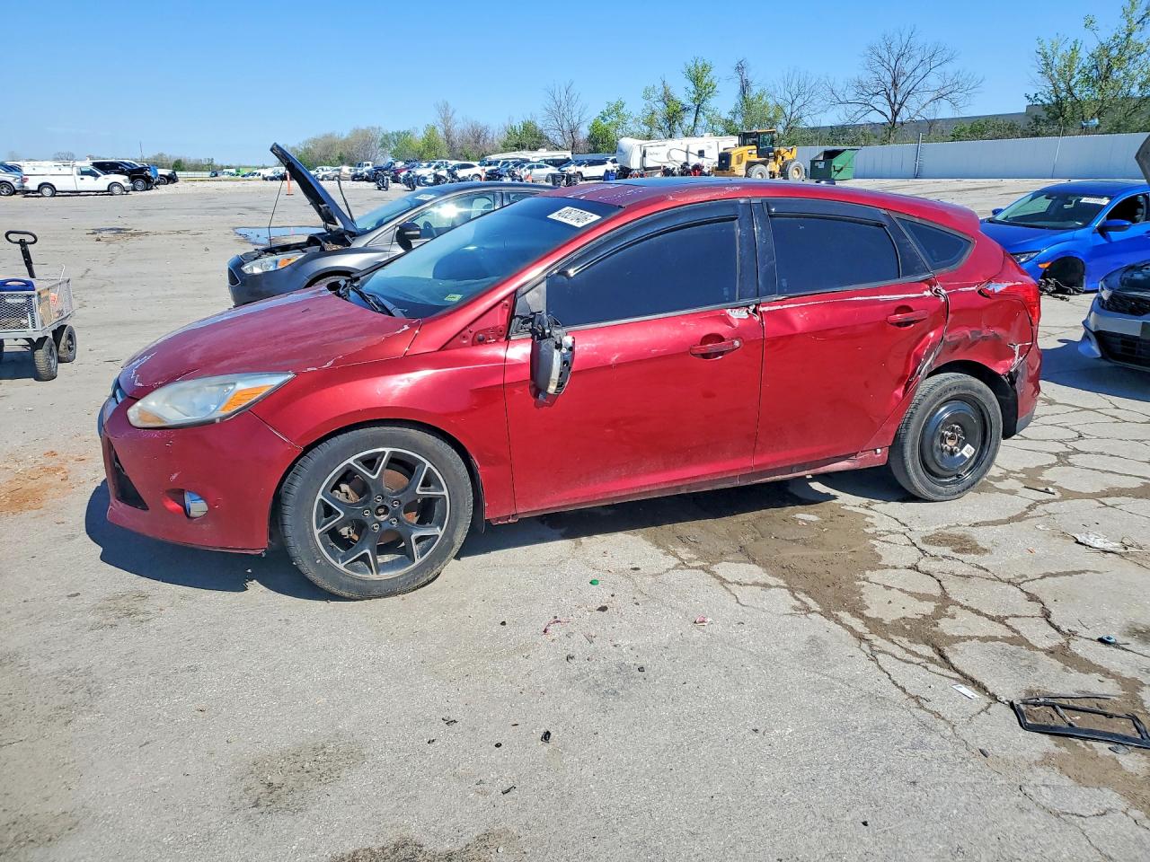 Salvage Ford Focus Image