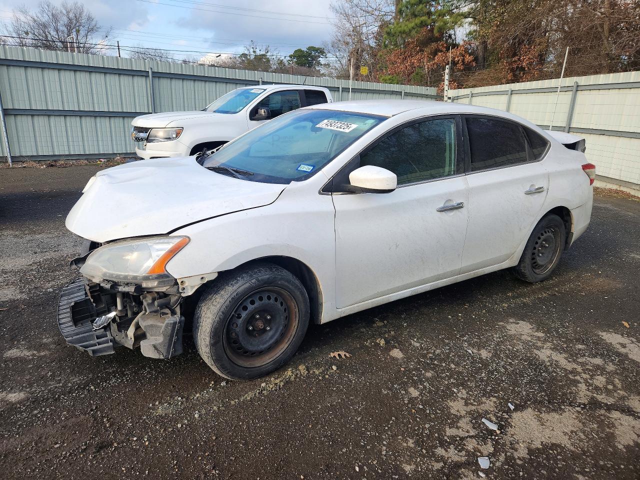Salvage Nissan Sentra Image