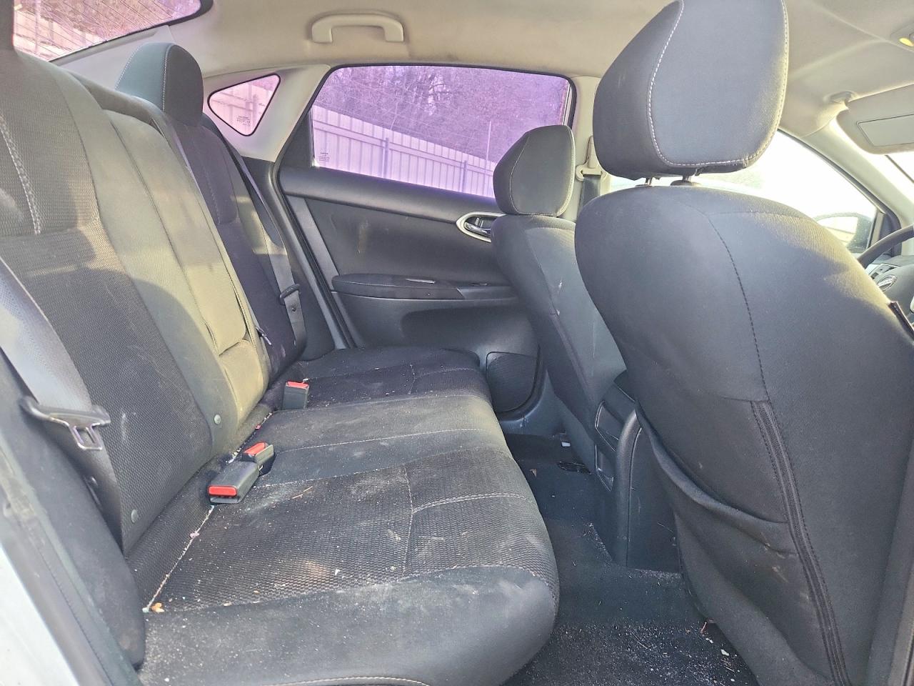 Nissan Sentra S