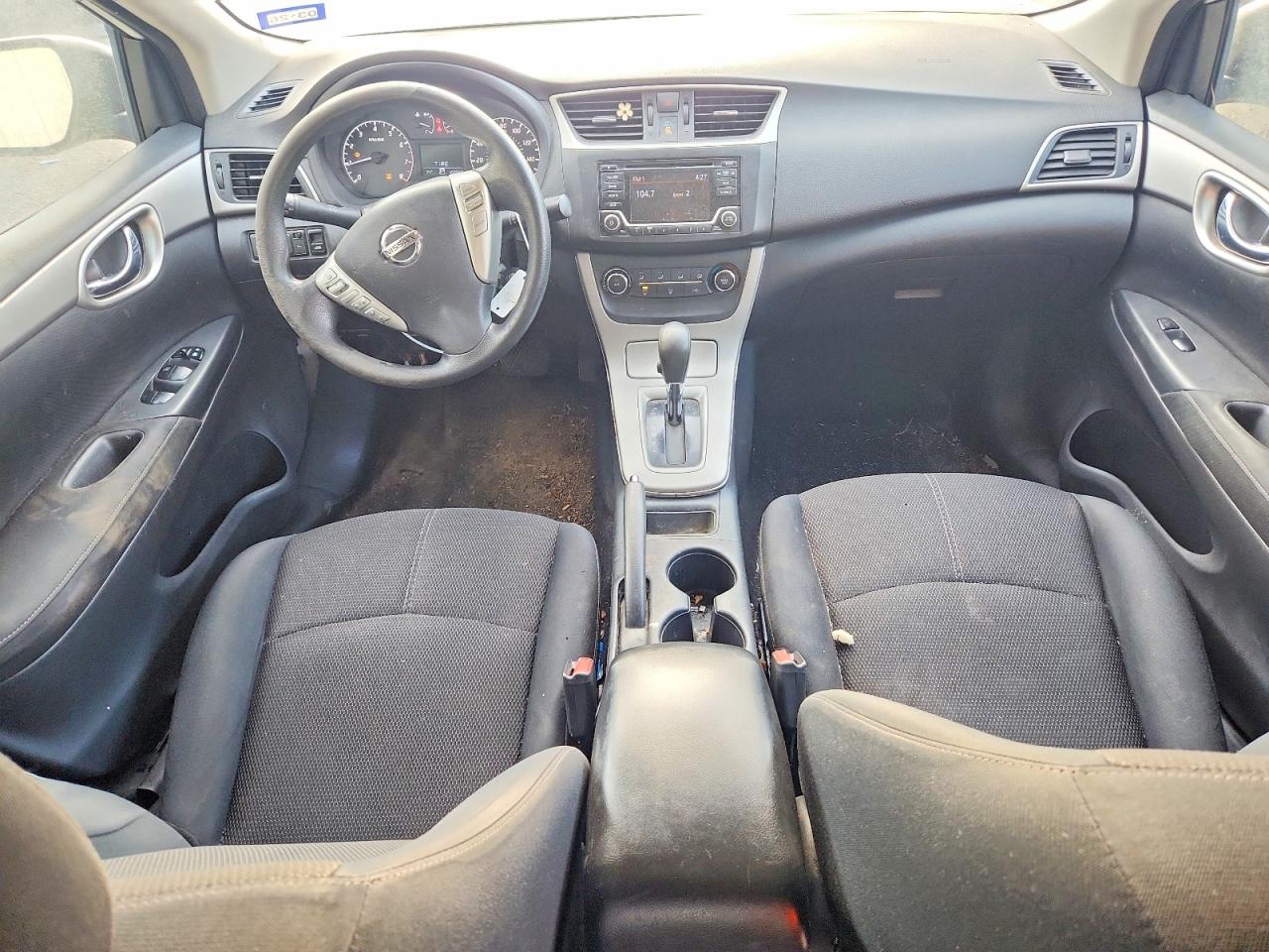 Nissan Sentra S