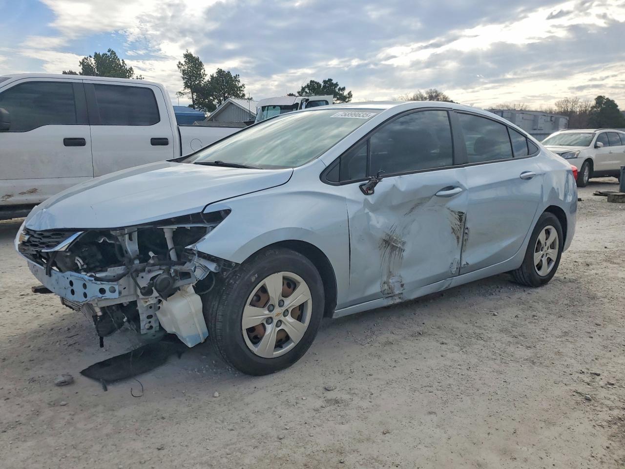 Salvage Chevrolet Cruze Image