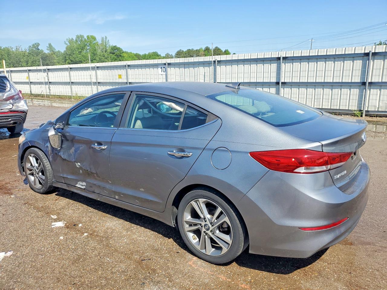 Hyundai ELANTRA Limited