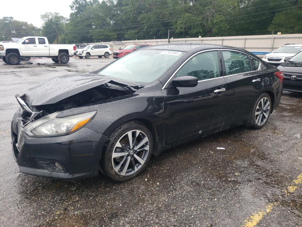 Salvage Nissan Altima Image