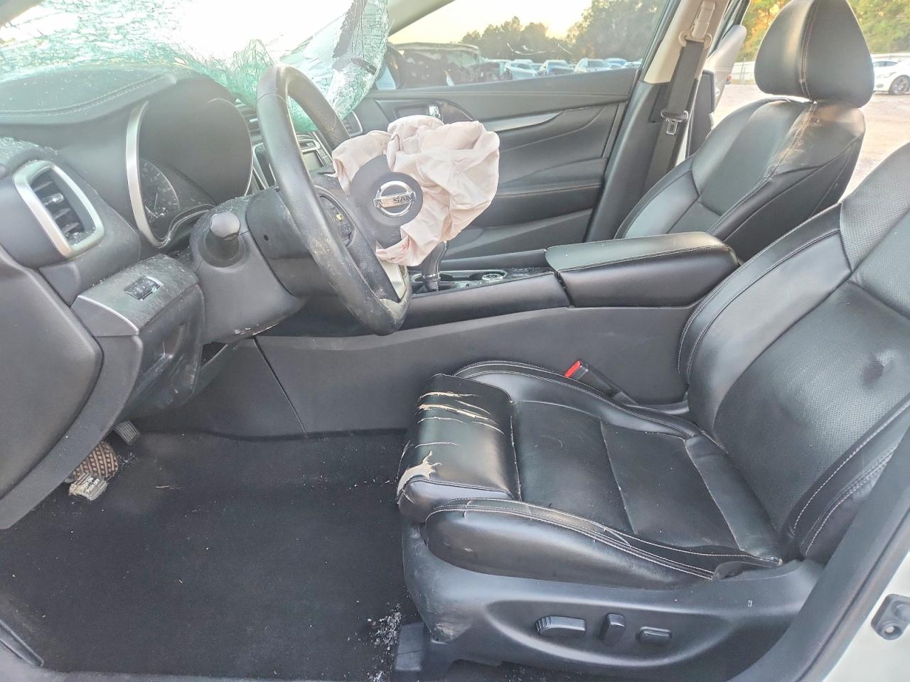 Nissan Maxima 3.5s
