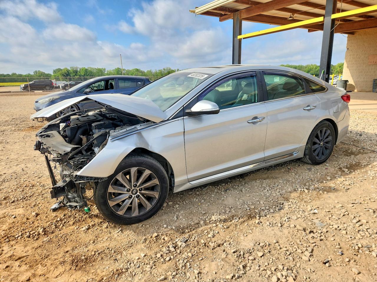 Salvage Hyundai SONATA Image