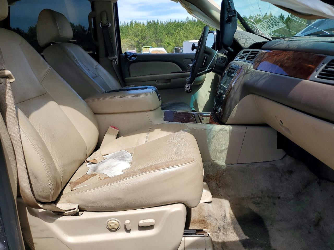 Chevrolet Tahoe C1500 Ltz